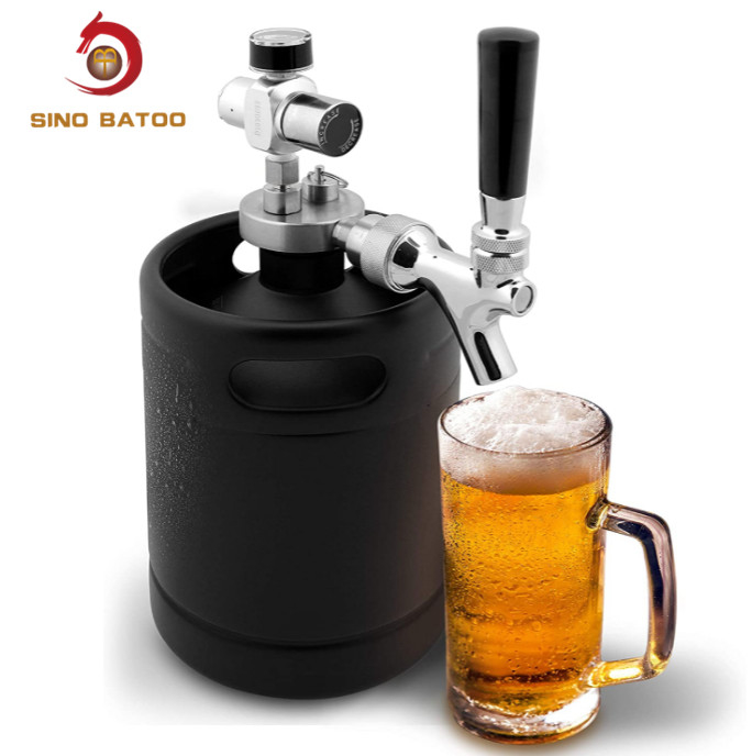 Portable CO2 Mini Keg Dispenser , Stainless Steel Homebrew Kegerator Kit